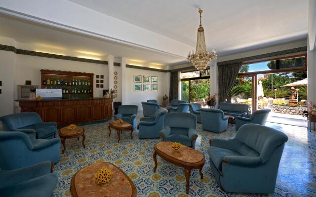 Hotel Metropole