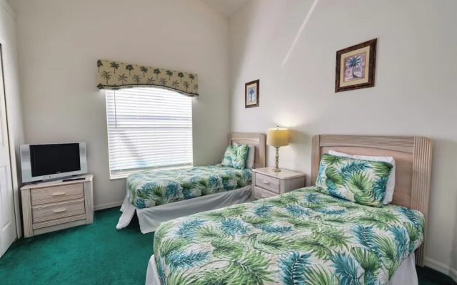 Sandra's Eagle Pointe Vacation Home