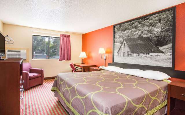 Super 8 by Wyndham Harrisonburg