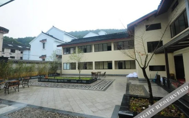 Zizai Hotel