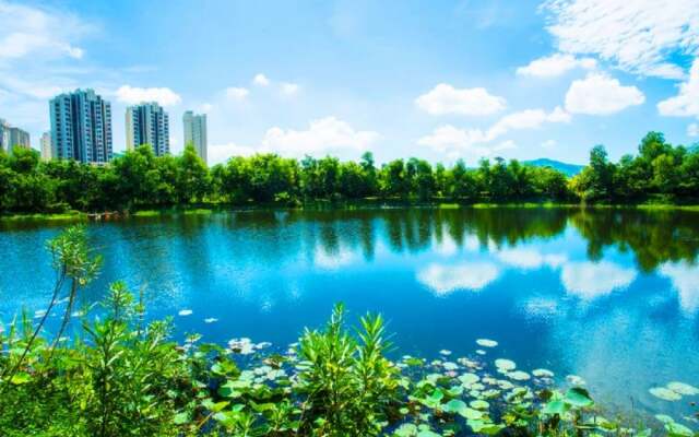 Sanya Linglong Lulushun Hotel