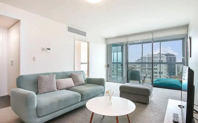 Modern Apartment Close to Brisbane CBD