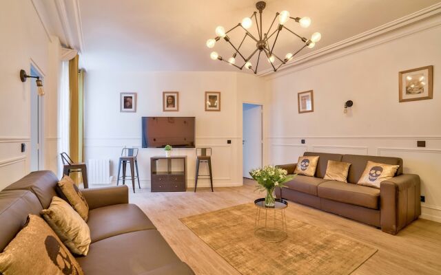 107 - Urban Luxury Opera Vinci