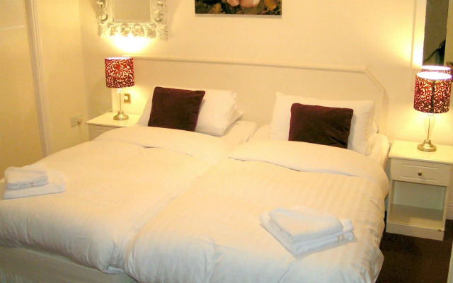 The Old Quarter Townhouse