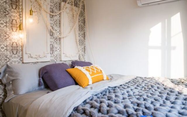 If House (Guangzhou Zhujiang New Town)