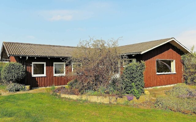 Peaceful Holiday Home in Børkop near Sea
