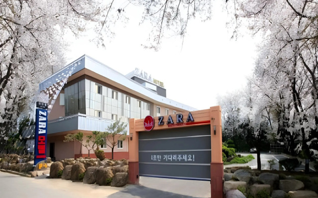 Zara Motel