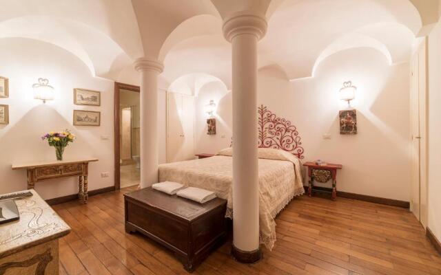 Navona Art Apartment