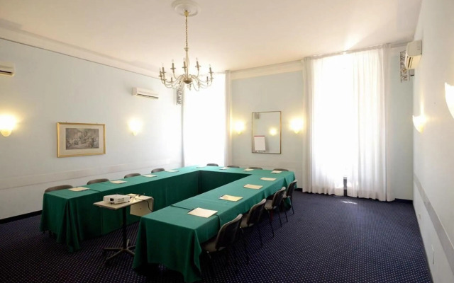 Grand Hotel Mediterranée