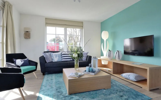 Beautiful Villa Near North Sea Beach