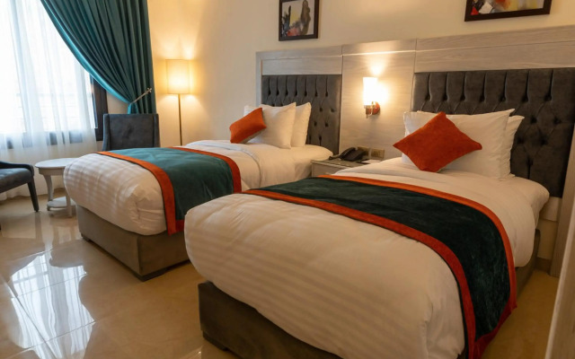 Petra Canyon Hotel
