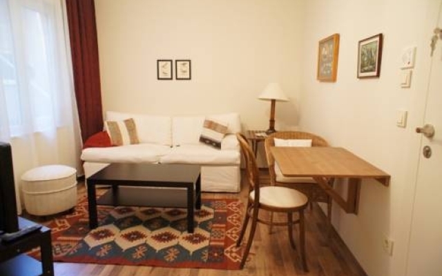 Taksim Opera Apartments