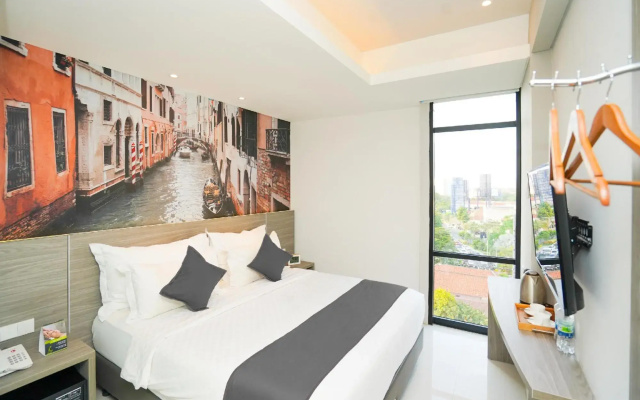 The Life Styles Hotel Surabaya