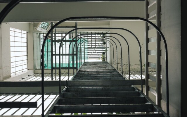 White Hotel - Hostel