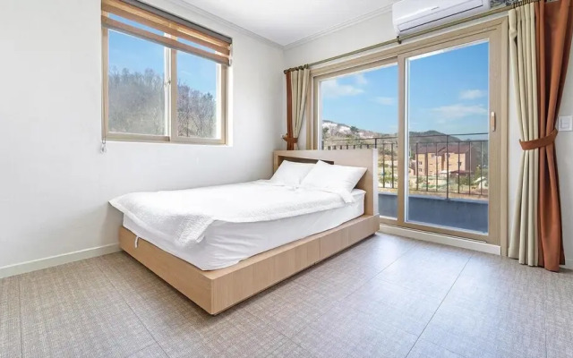 Samcheok Aramaru Pension