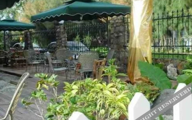 Pinfan Dujia Hotel