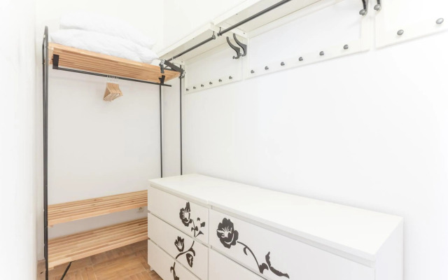 Old Town Royal Apartment With Giant Terrace