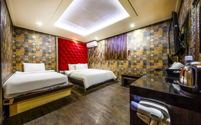 Yeongdeungpo The Moon Hotel