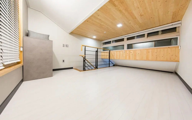 Summer Story Pension