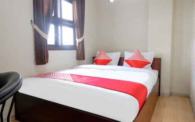 Graha Andi Putri by OYO Rooms