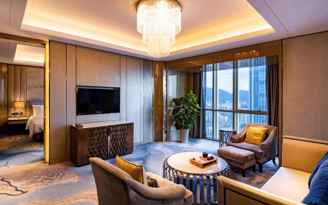 Pullman Yantai Center