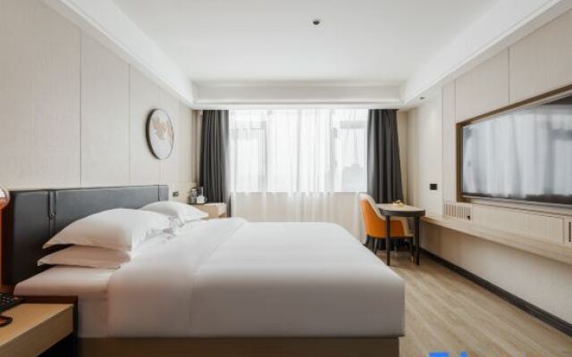 The Fili Hotel, God of Wealth