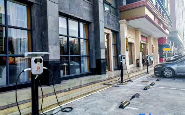 Vienna Hotel (Shantou Chaoyang Heping Branch)