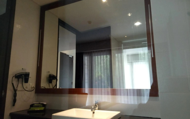 Grand Whiz Hotel Nusa Dua