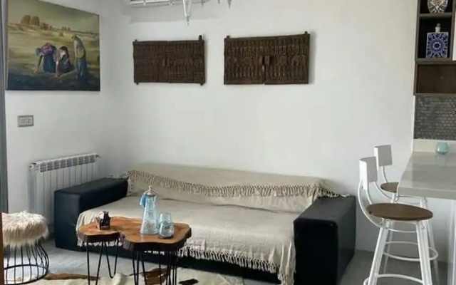 Charming 1-bed Apartment in Tunis, Close to Centre