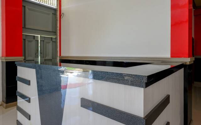 RedDoorz near Betoambari Airport Bau Bau