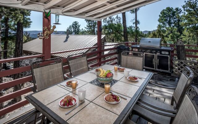An Amazing View - Three Bedroom Cabin
