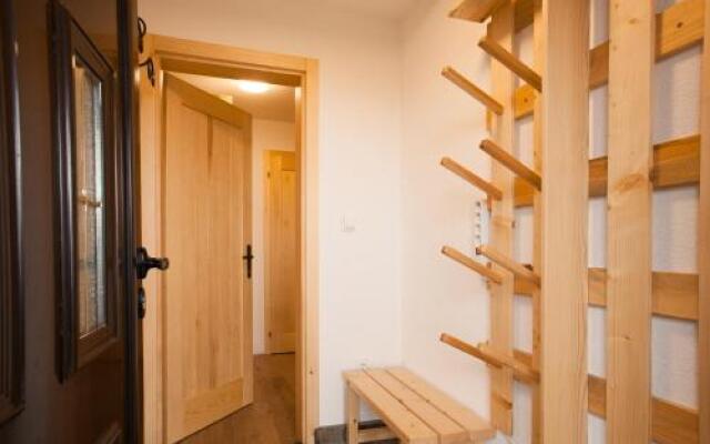 Hostgost at Čupino Sokače