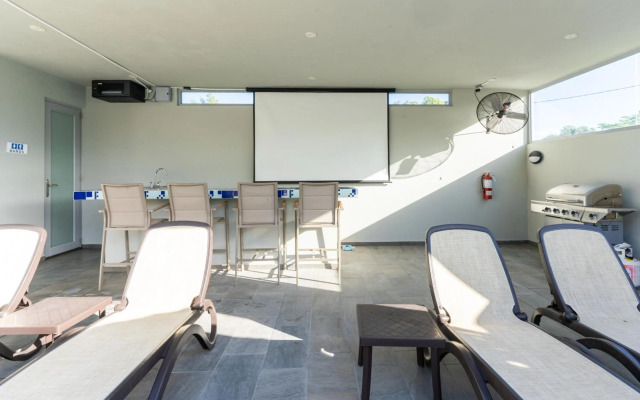 Aquaville Rentals Villa 2