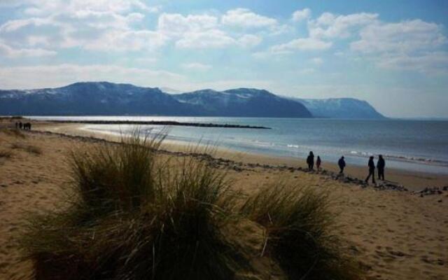 Sea Nest Apartment by Seaside Llandudno