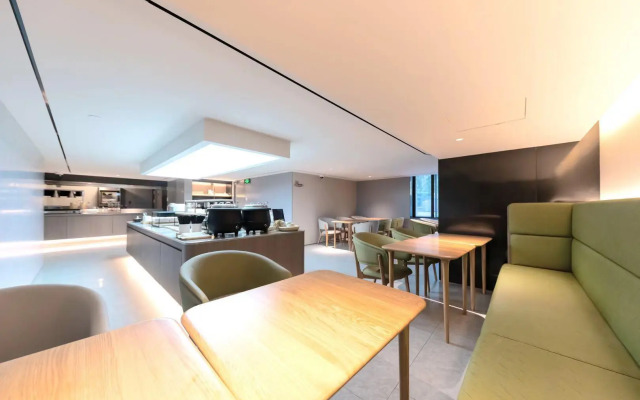 Ji Hotel Shanghai Longyang Road Magnetic Levitation Station