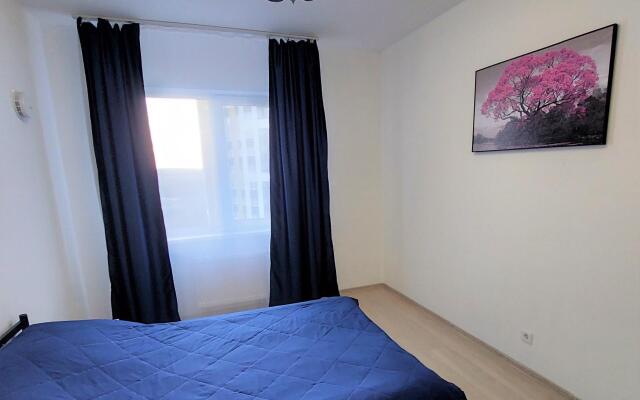 Апартаменты на проспекте Академика Сахарова