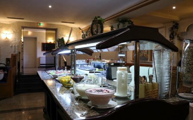 Hotel Zur Rebe