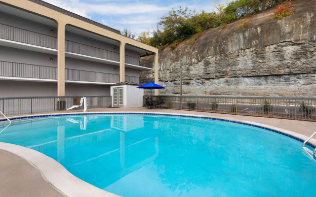 Baymont by Wyndham Nashville