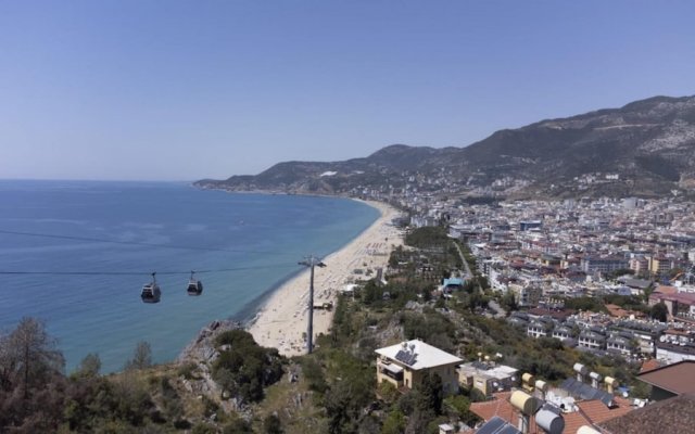 Lovely Flat With Sea and Nature View in Alanya