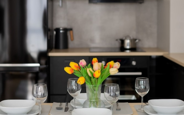 Warsaw Glebocka Apartment by Renters