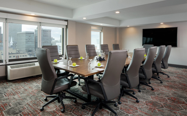 Crowne Plaza Memphis Downtown by IHG