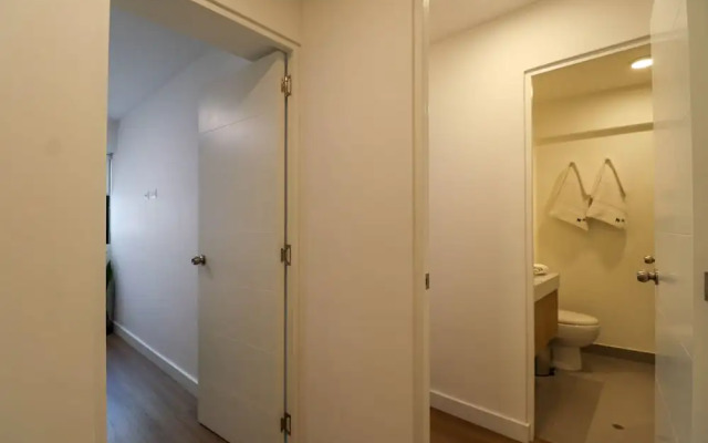 w Phenomenal 2BR With Balcony in San Isidro