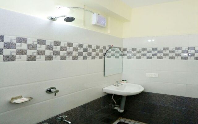 OYO 10149 Noor Residency