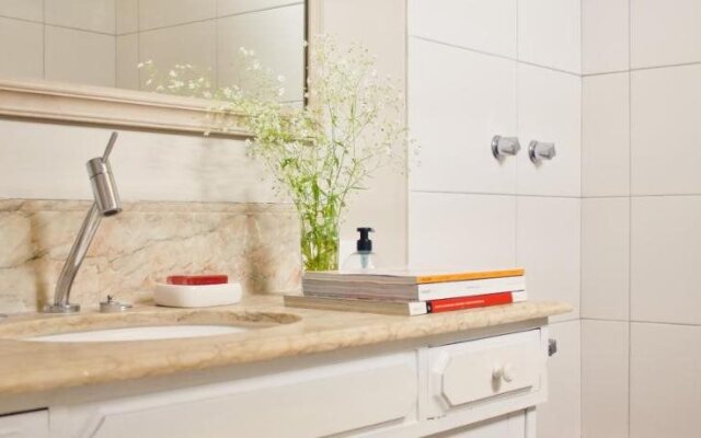 Caixa Preta Apartments