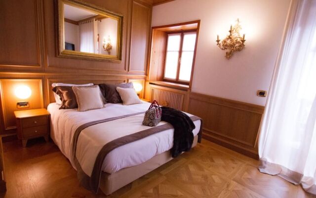 Ambra Cortina Luxury & Fashion Boutique Hotel