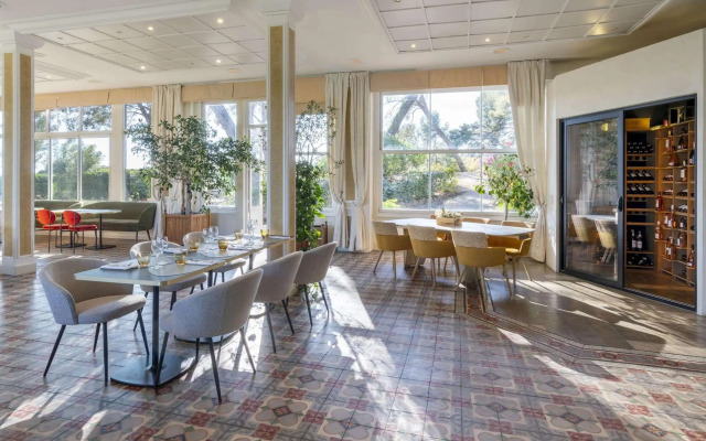 Grand Hotel Des Lecques, BW Signature Collection