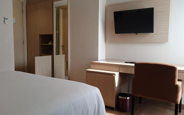 Paragon Gallery Hotel