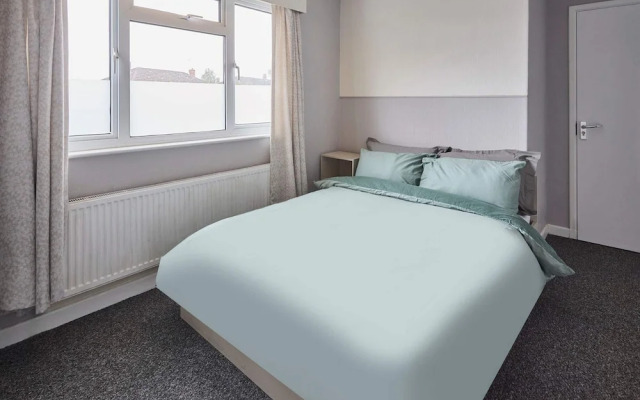 Host Stay Oldbury Road