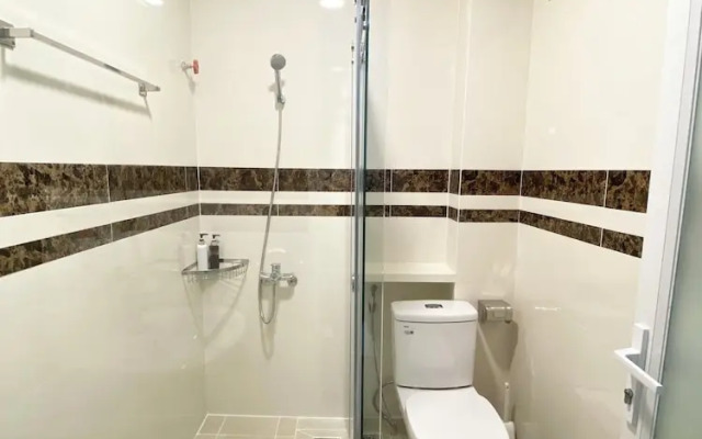 Home Away Do Quang Dau