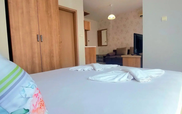 Menada Rainbow Apartments